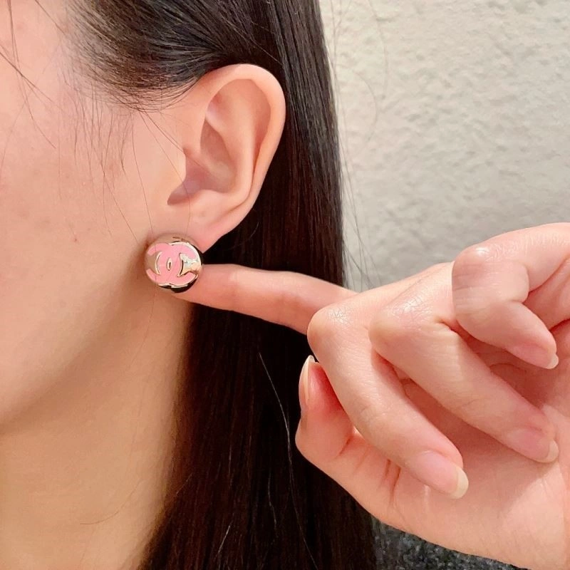 Chanel Earrings Durable 221610