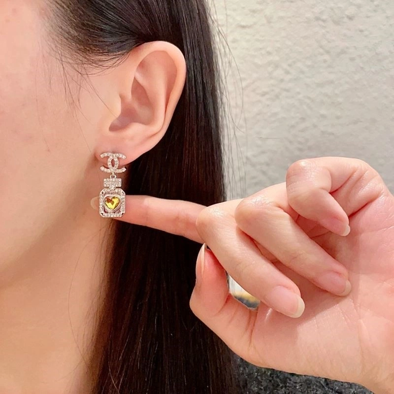 Chanel Earrings TechFriendly 221605