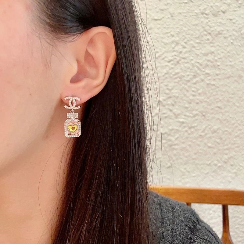 Chanel Earrings TechFriendly 221605