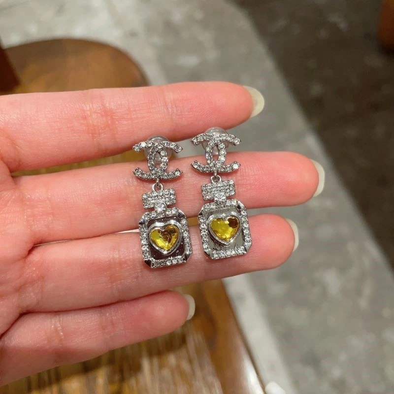 Chanel Earrings TechFriendly 221605