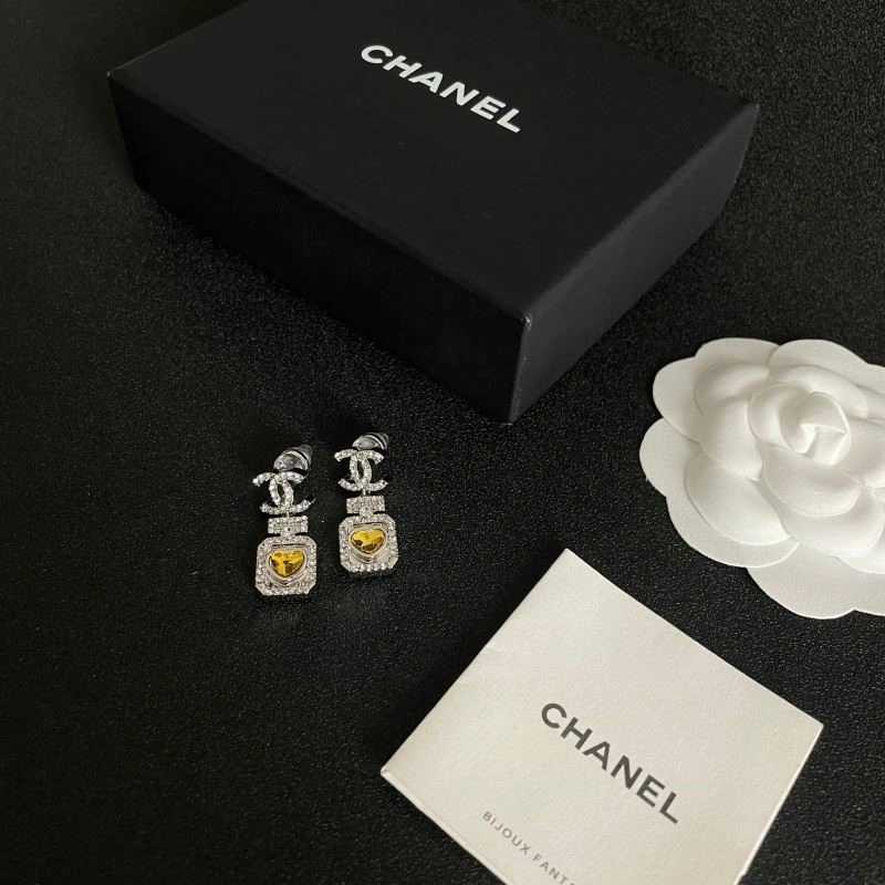 Chanel Earrings TechFriendly 221605