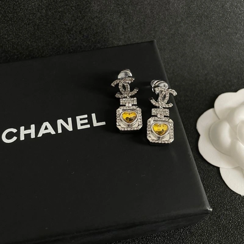 Chanel Earrings TechFriendly 221605