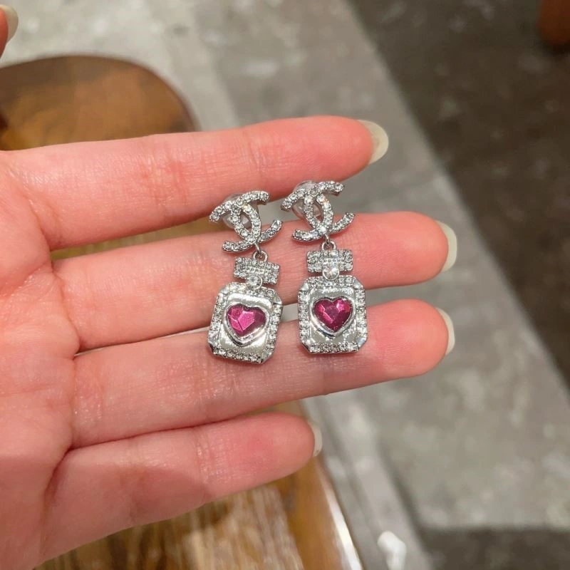 Reliable Chanel Earrings 221604