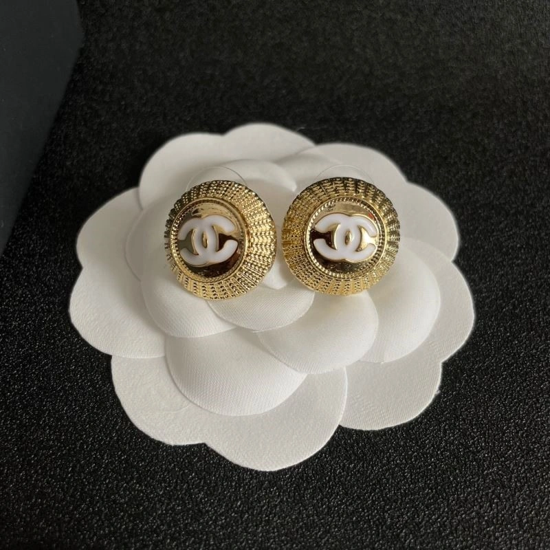 Chanel Earrings Packable 221581