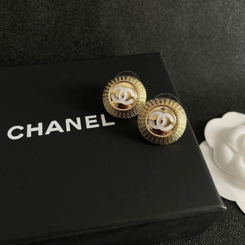 Chanel Earrings Packable 221581