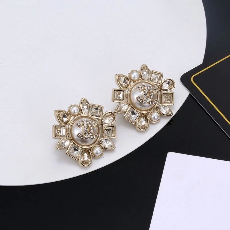 Chanel Earrings Trendsetting 221577