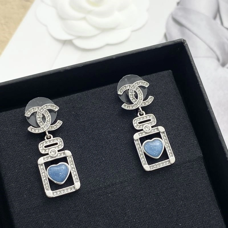 Chanel Earrings SmoothTexture 221586