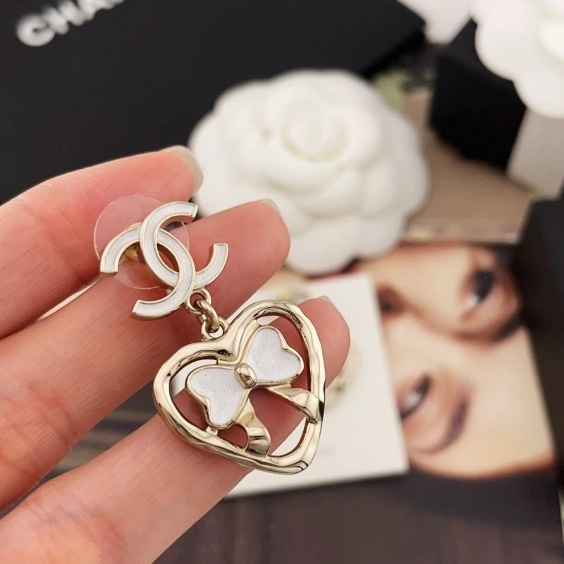 Chanel Earrings Compact 221641