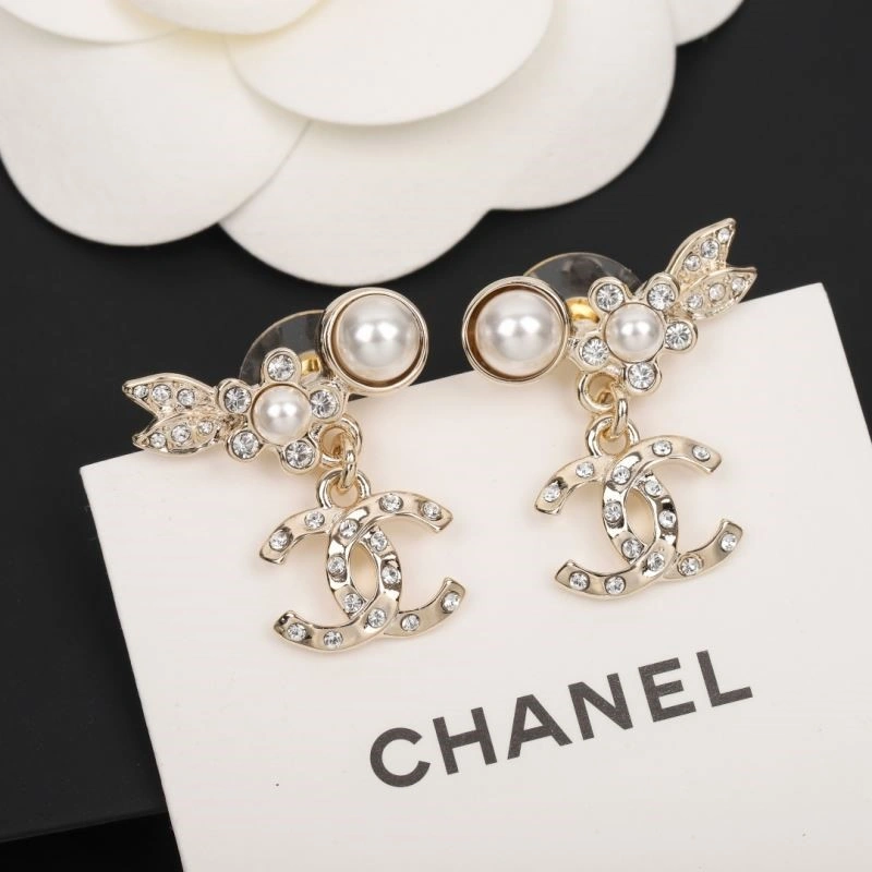 TechFriendly Chanel Earrings 221628