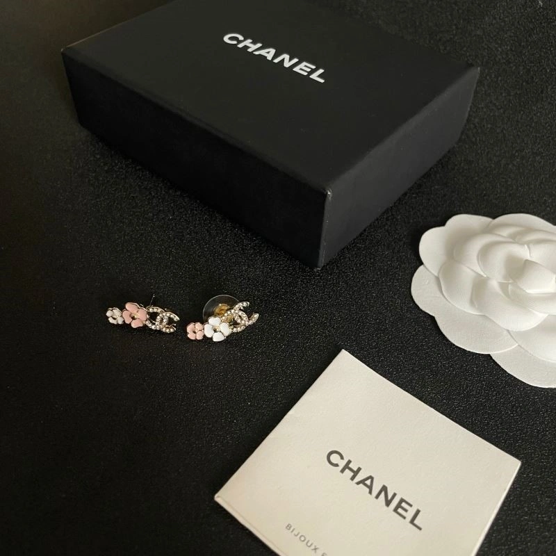 UrbanStyle Chanel Earrings 221622