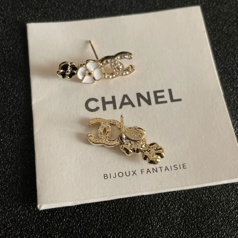 Stylish Chanel Earrings 221564