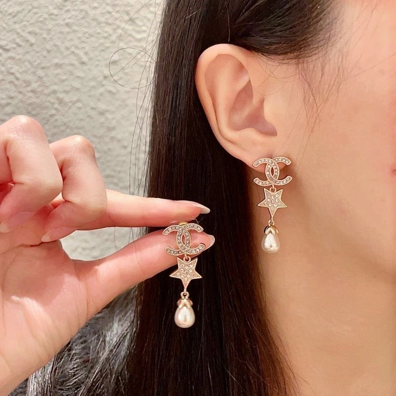 Chanel Earrings ComfortFit 221545