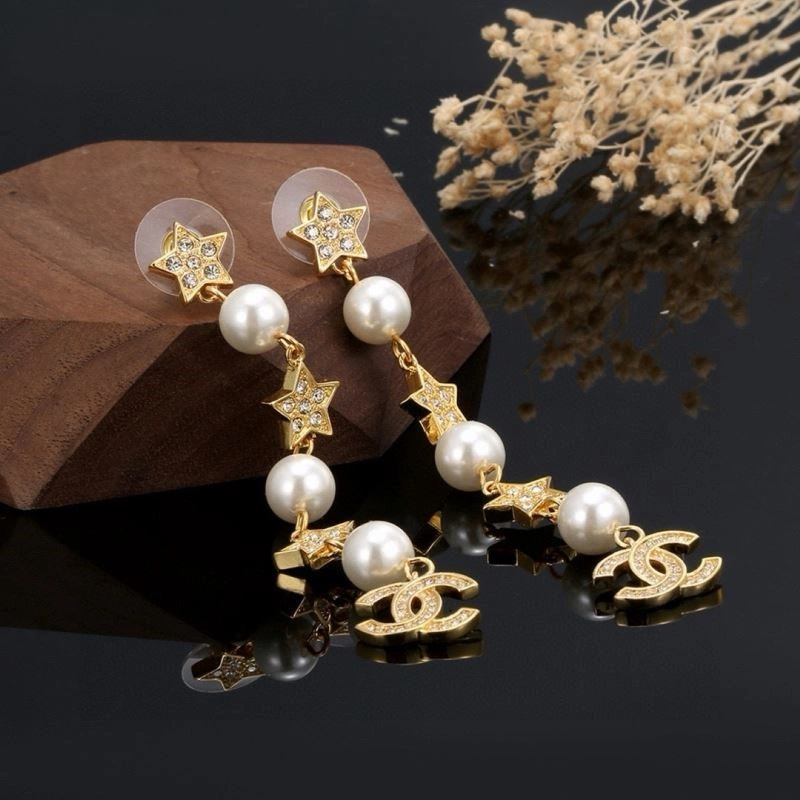 Chanel Earrings FreshLook 221569