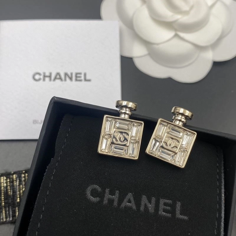 Refined Chanel Earrings 221533