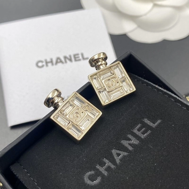 Refined Chanel Earrings 221533