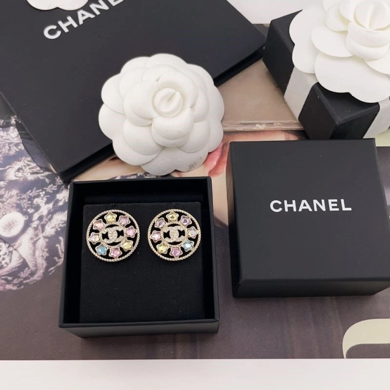 Chanel Earrings Snug 221531