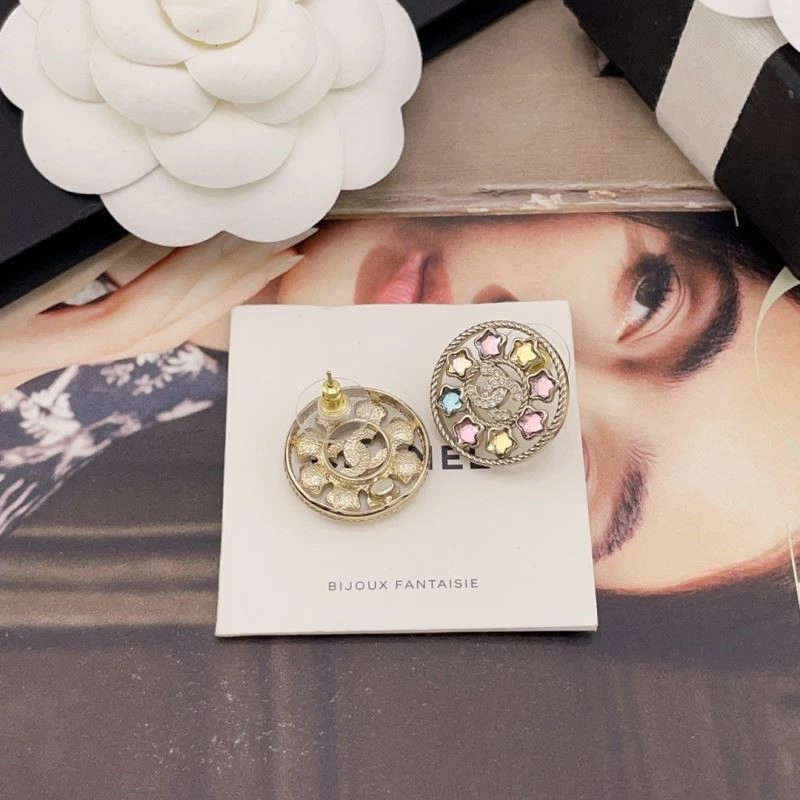 Chanel Earrings Snug 221531