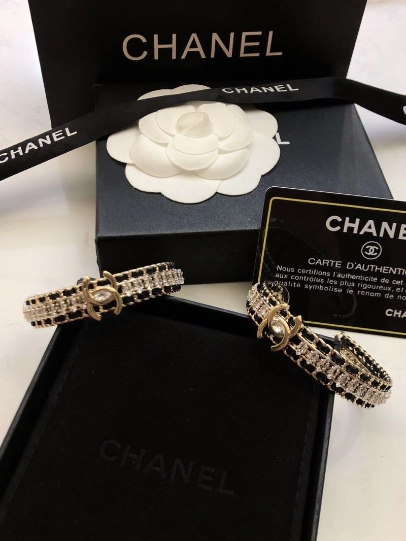 Chanel Earrings EasyMatch 221553
