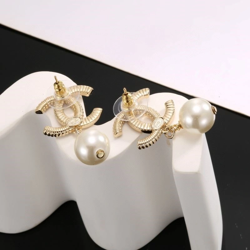 Bright Chanel Earrings 221524