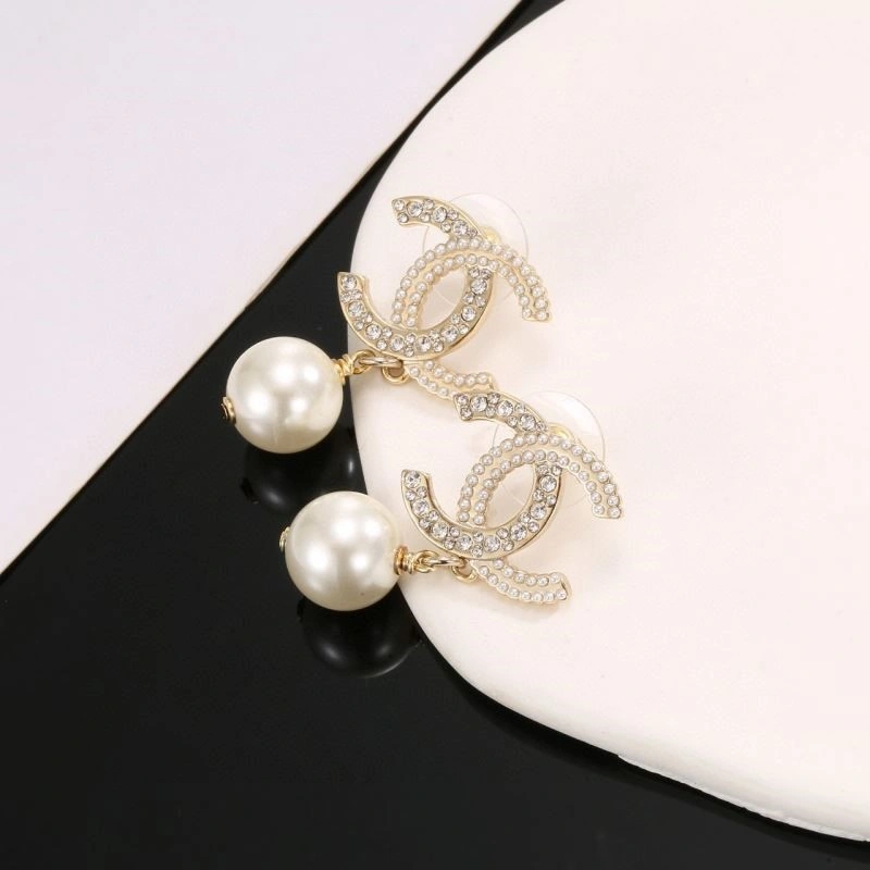 Bright Chanel Earrings 221524