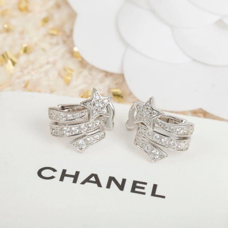 Chanel Earrings Effortless 221528