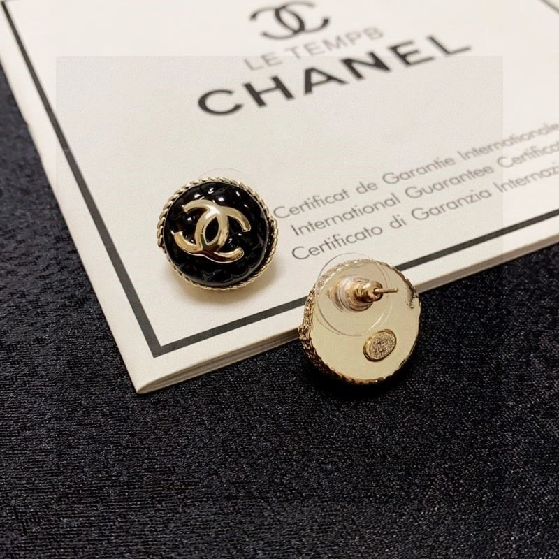 Chanel Earrings Comfortable 221511
