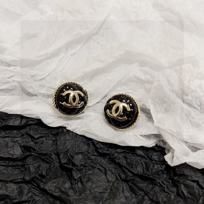 Chanel Earrings Comfortable 221511