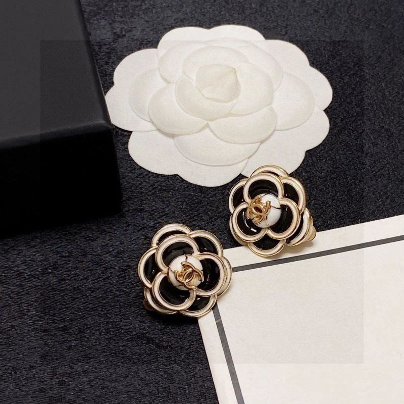 Cozy Chanel Earrings 221509