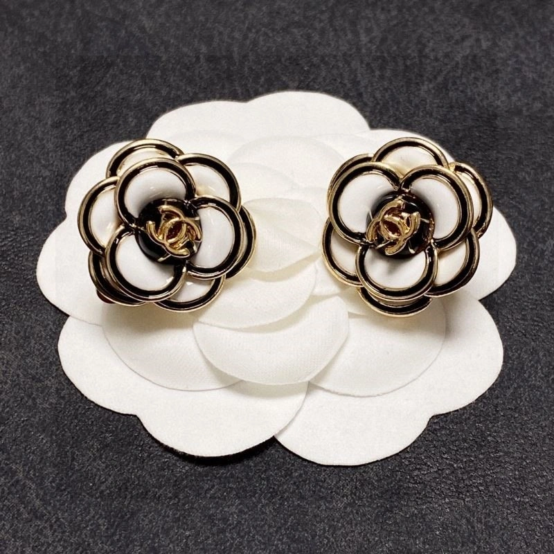 MoistureWicking Chanel Earrings 221515