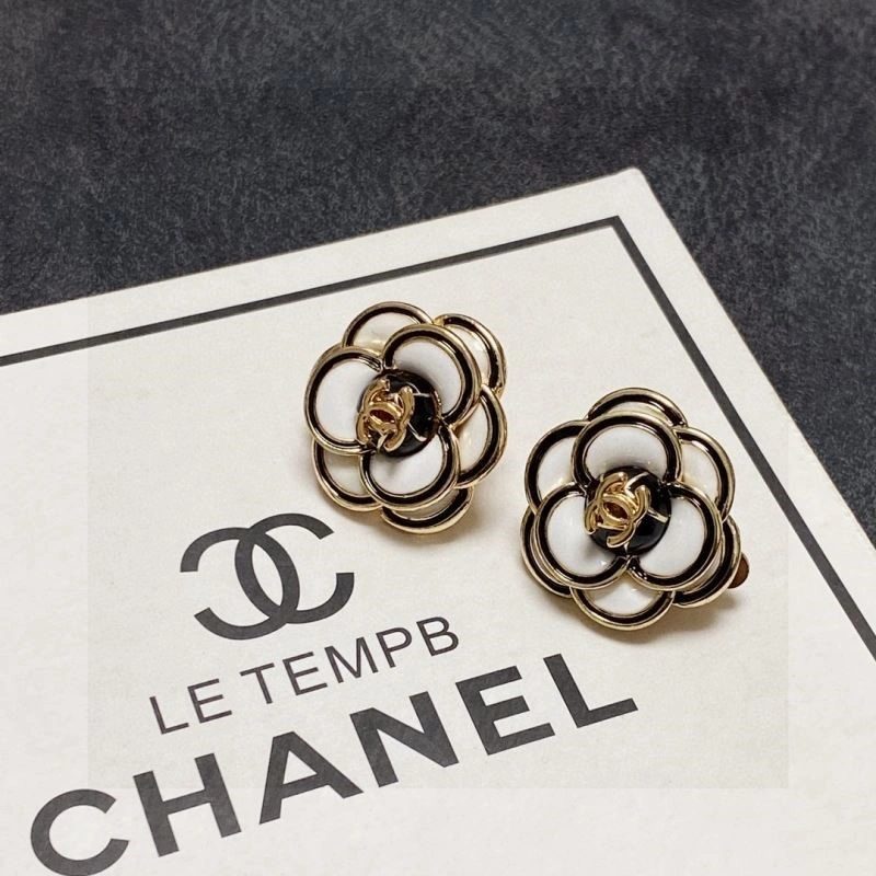 MoistureWicking Chanel Earrings 221515