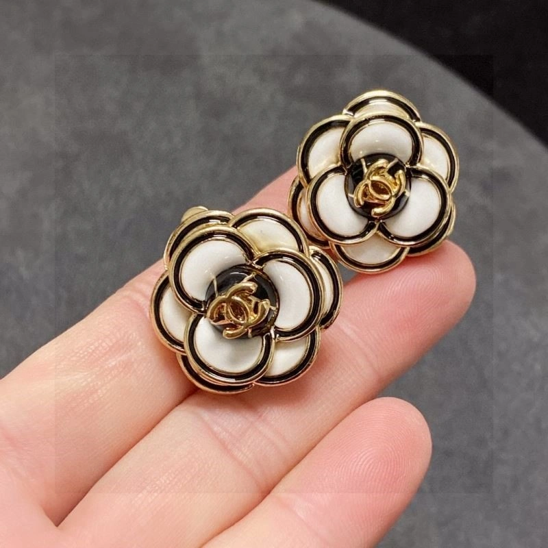 MoistureWicking Chanel Earrings 221515