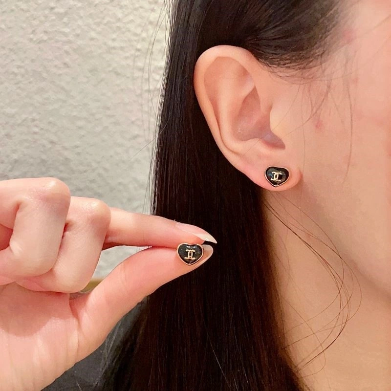 Chanel Earrings Trendsetting 221512