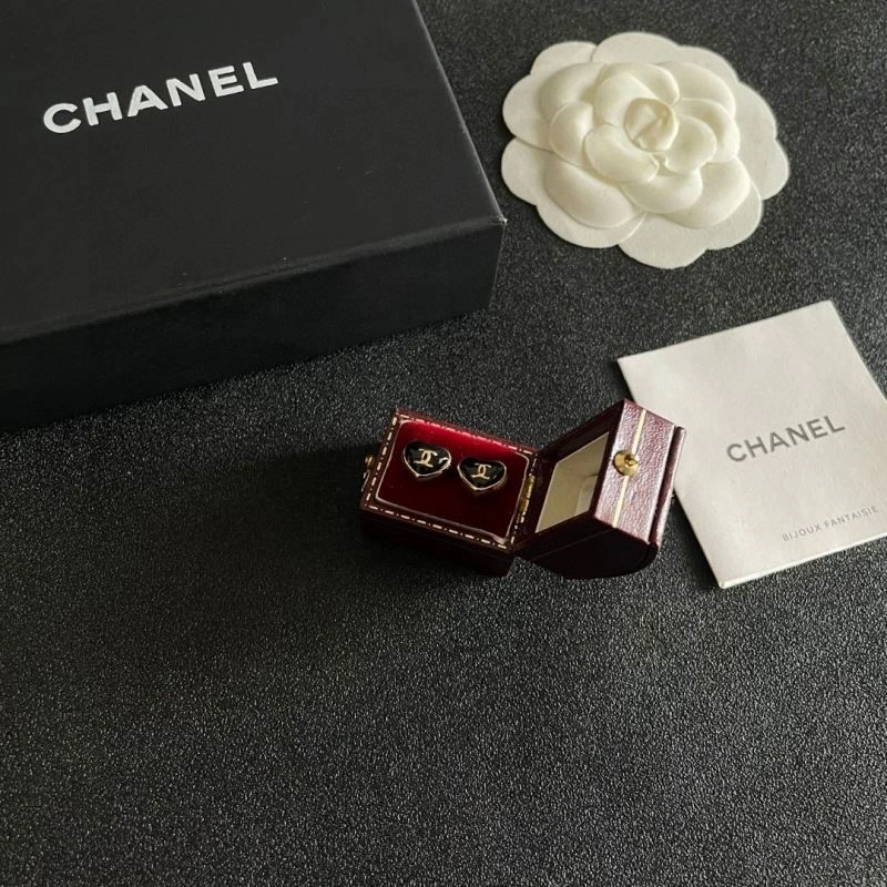 Chanel Earrings Trendsetting 221512