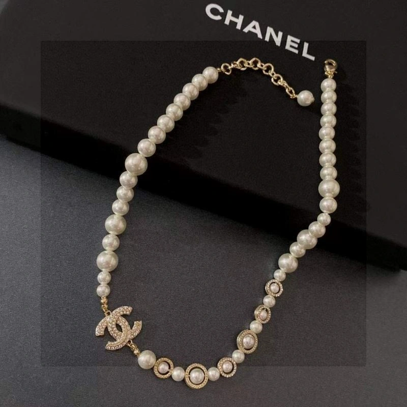 Chanel Earrings Refined 221496