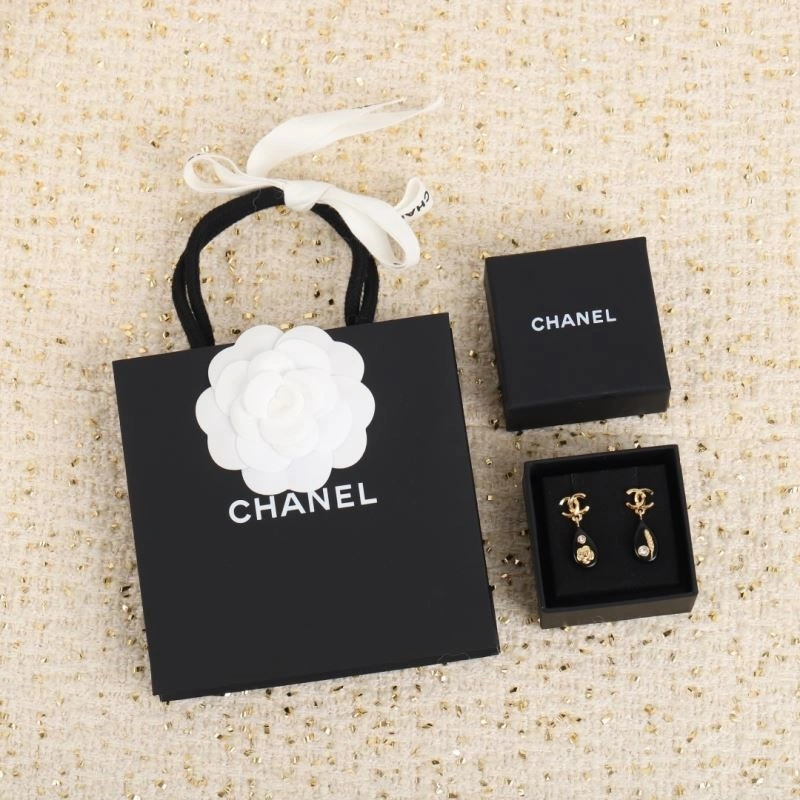 Chanel Earrings Youthful 221487