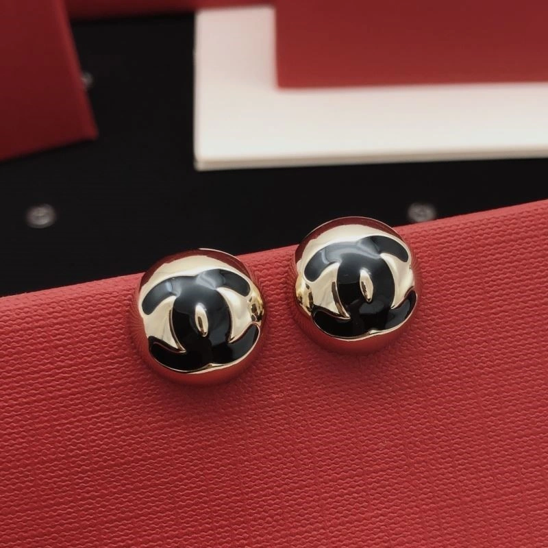 Chanel Earrings Snug 221480