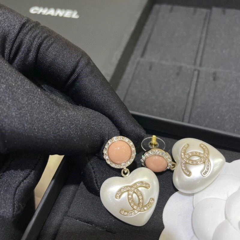 Minimalist Chanel Earrings 221499