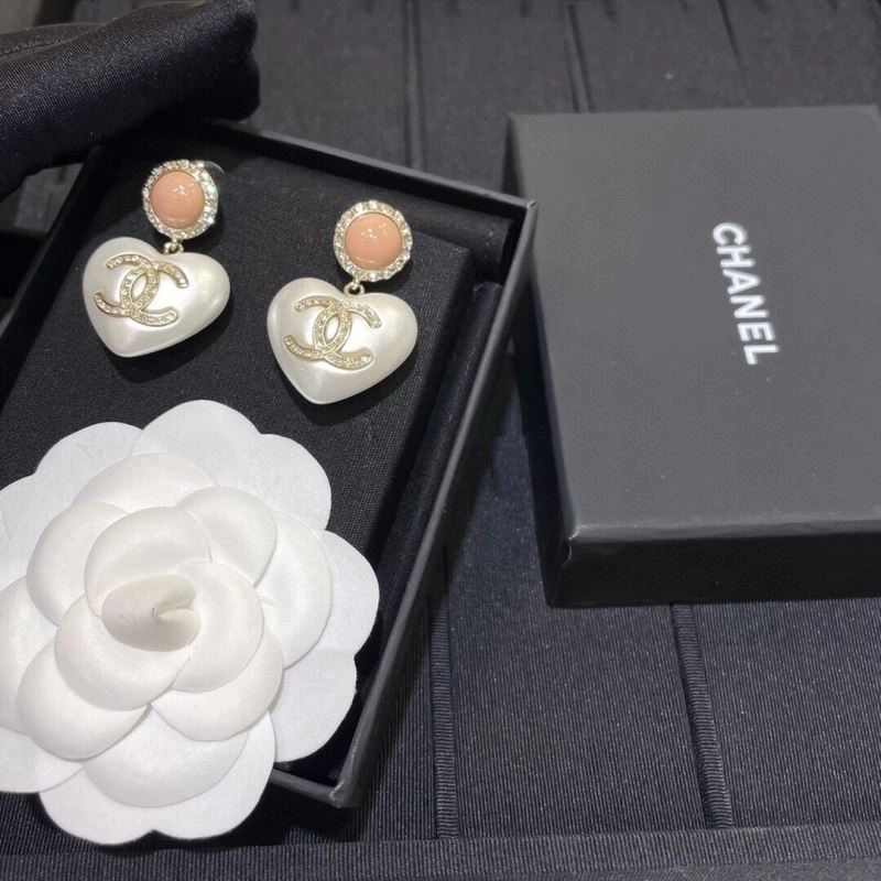 Minimalist Chanel Earrings 221499