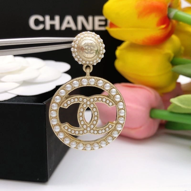Versatile Chanel Earrings 221489