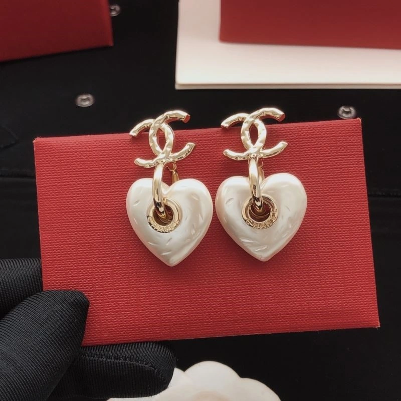 Chanel Earrings Effortless 221479
