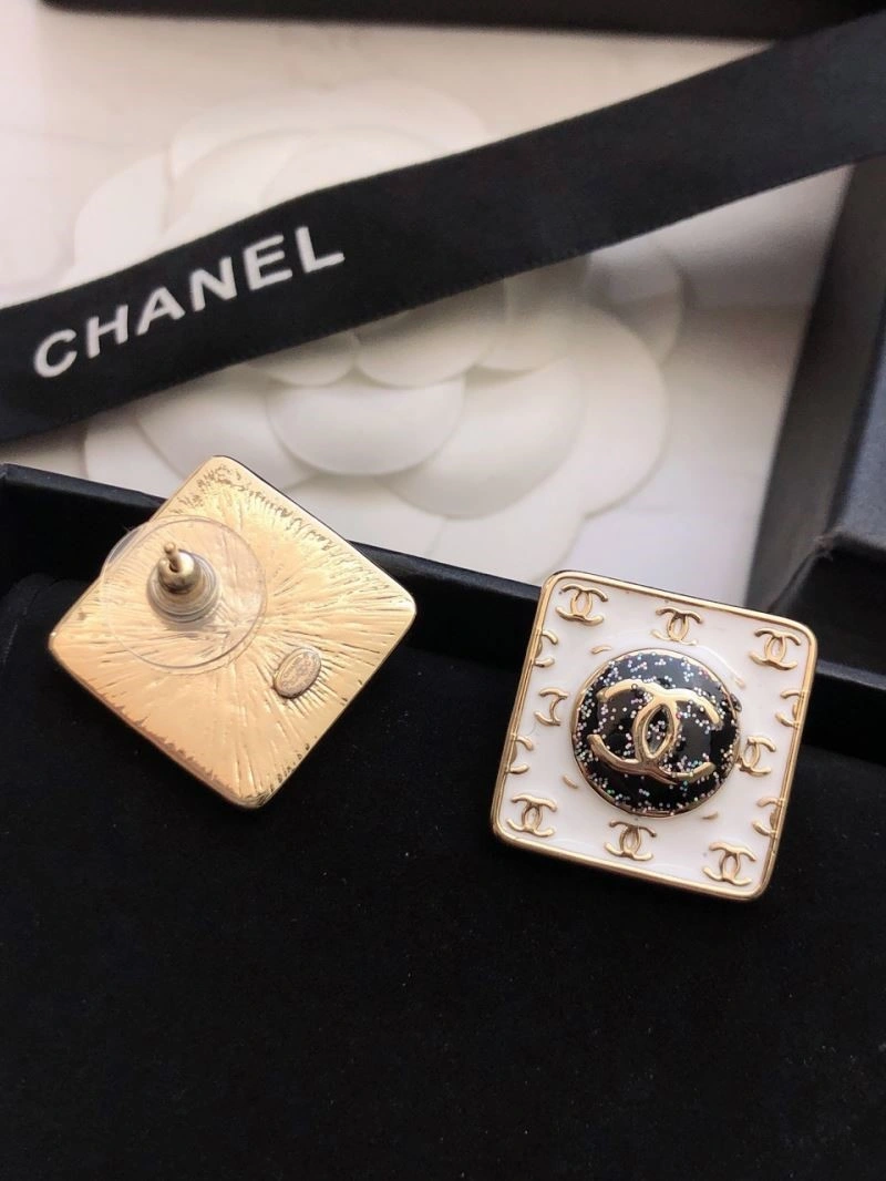 WrinkleFree Chanel Earrings 221465