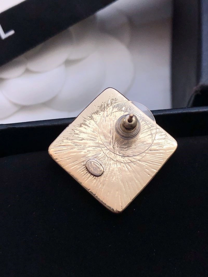 WrinkleFree Chanel Earrings 221465