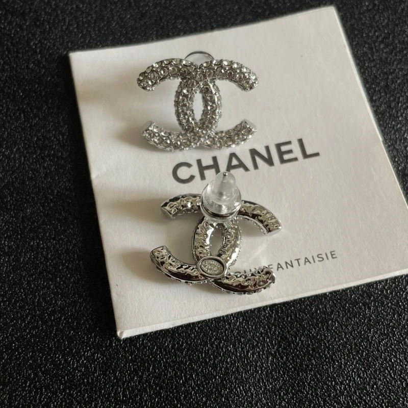 Chanel Earrings Comfortable 221464