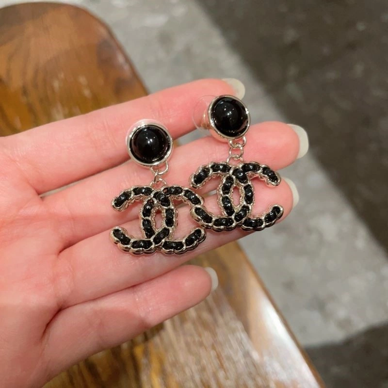Chanel Earrings Neat 221467