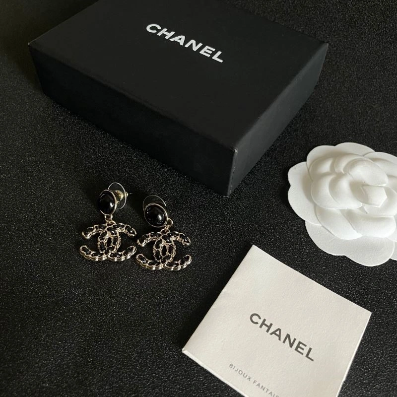 Chanel Earrings Neat 221467
