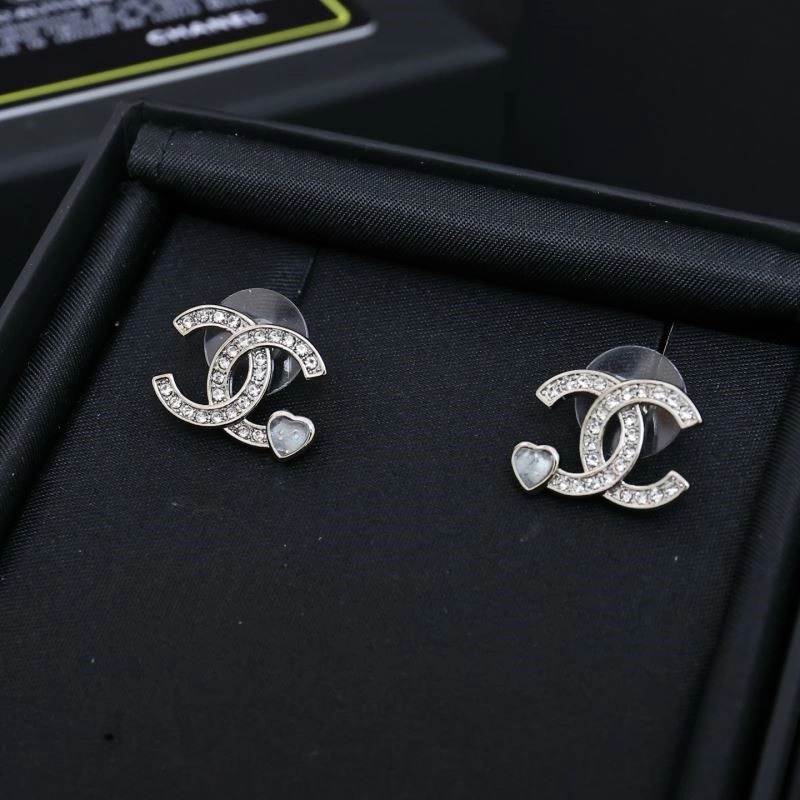 Popular Chanel Earrings 221457