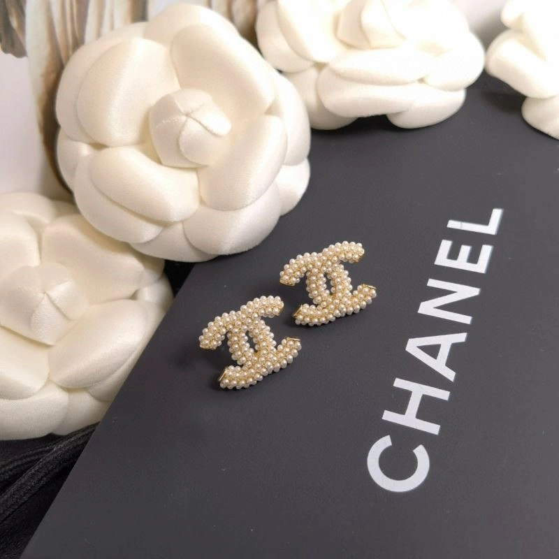 Bright Chanel Earrings 221444