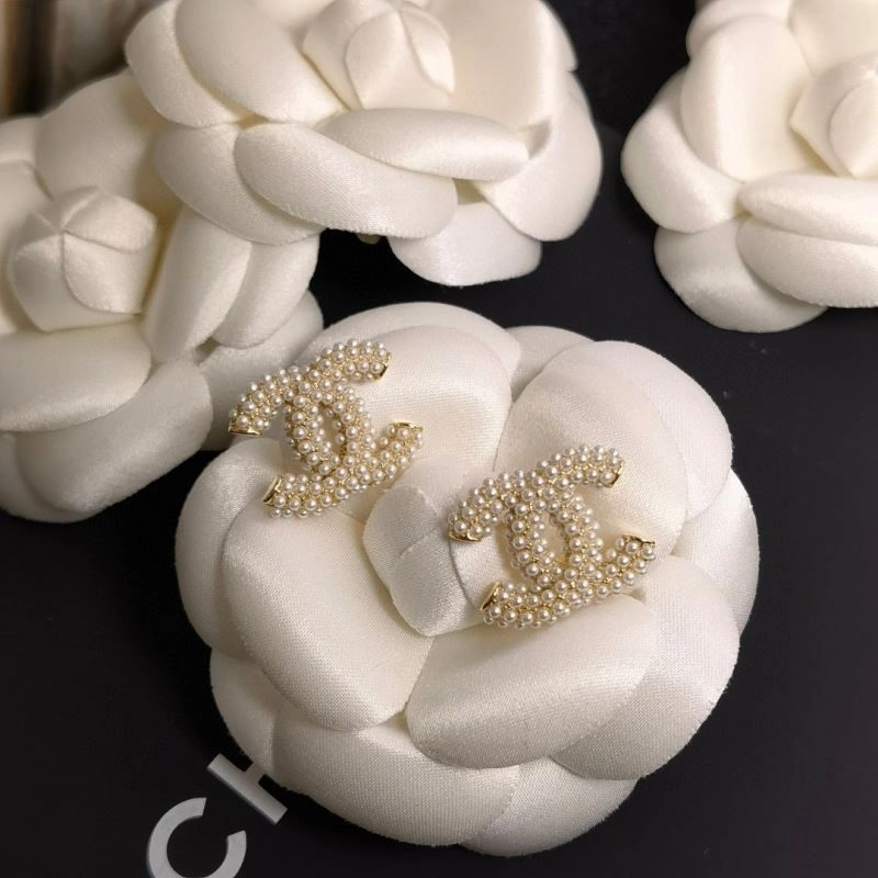 Bright Chanel Earrings 221444