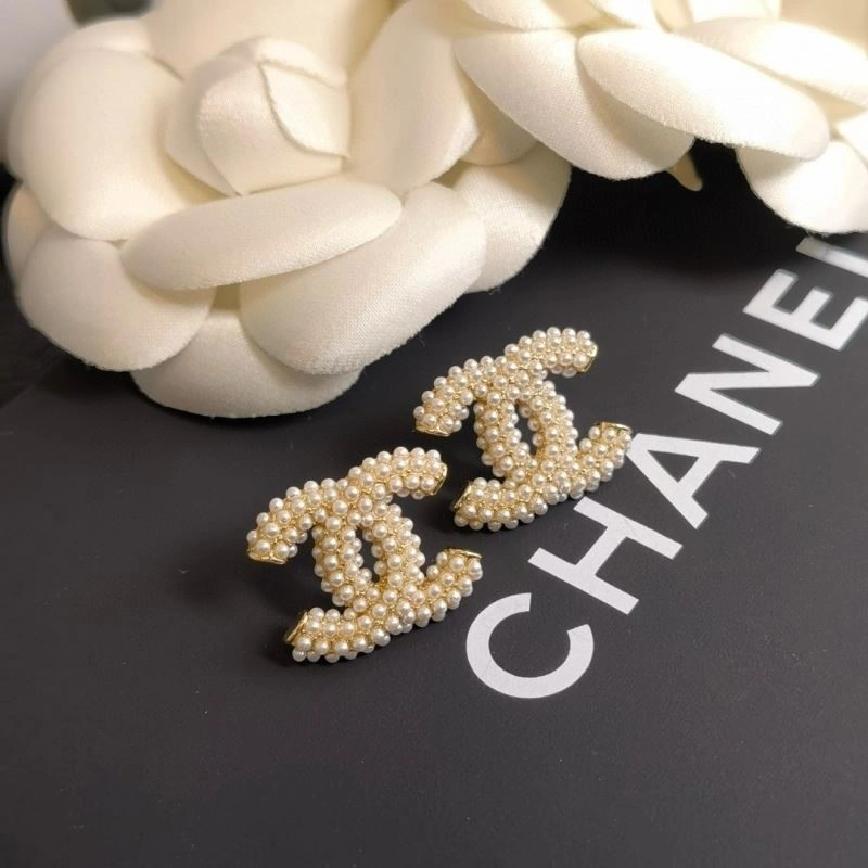 Bright Chanel Earrings 221444