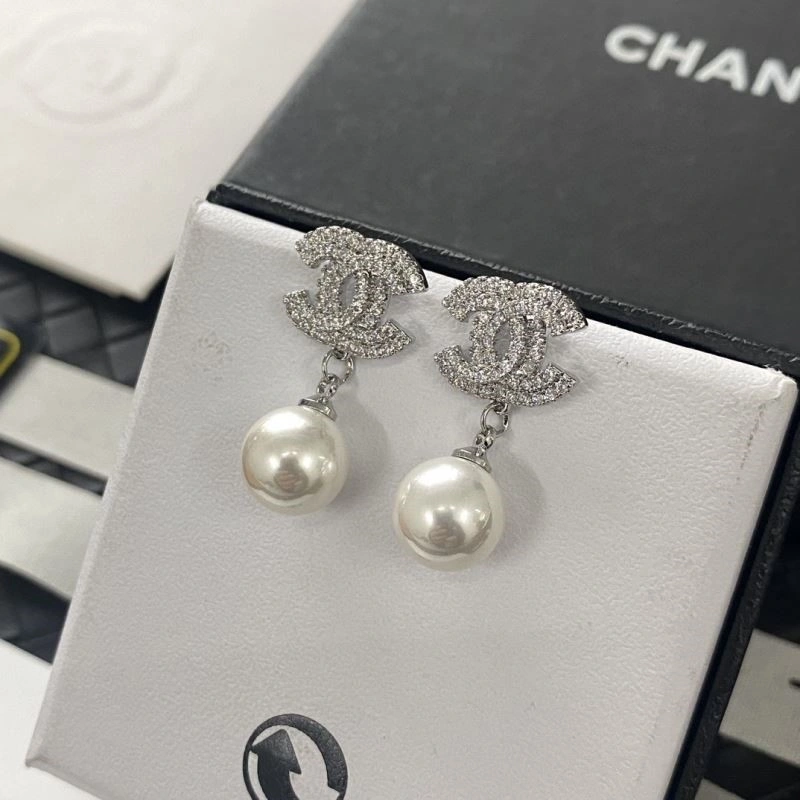 Chanel Earrings SportInspired 221454